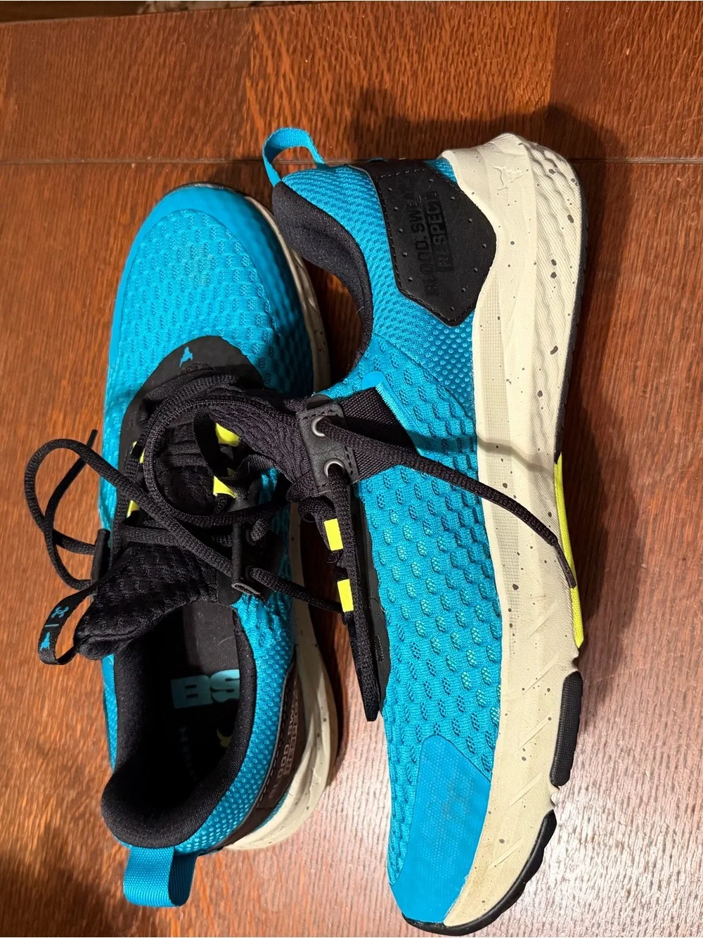 Under Armour Men’s Teal Knit Running Sneakers with Black and Yellow Accents